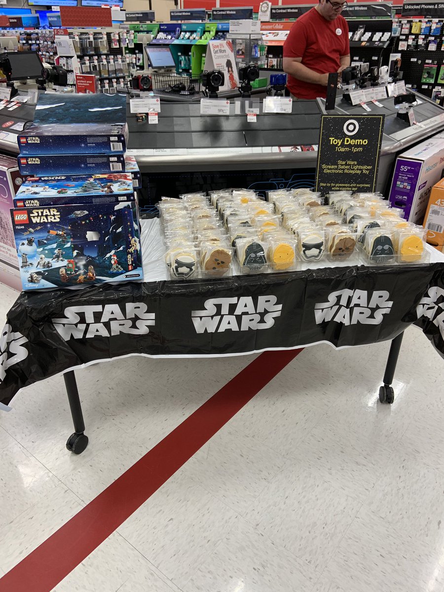 GuestServiceGod's tweet image. Come to the Hartland Target today to get your Star Wars geek side shown! @Ruvolo_Alana @HollieHouston18 @GeraldScales1 @AmandaTempT1971 @jamaal_edwards @BridgetMcP29