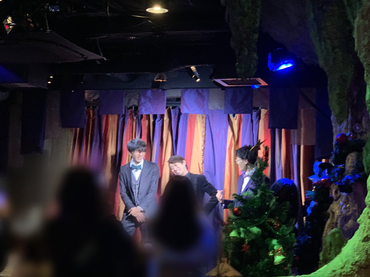 KiraLismistA's tweet image. THREEMENのショー素敵でした！
ずーっとわくわくしながら観れて
とってもとっても楽しかったですヽ(´▽`)ﾉ
3人で繋ぐカップアンドボールに感動！
会場全員でやったマジックは
色んな意味で凄すぎて声出た！
ﾋｲｨｨｨ!!(ﾟﾛﾟﾉ)ﾉ

もうすでに
次のショーが楽しみです( ¨̮ )

#THREEMEN #OSMAND