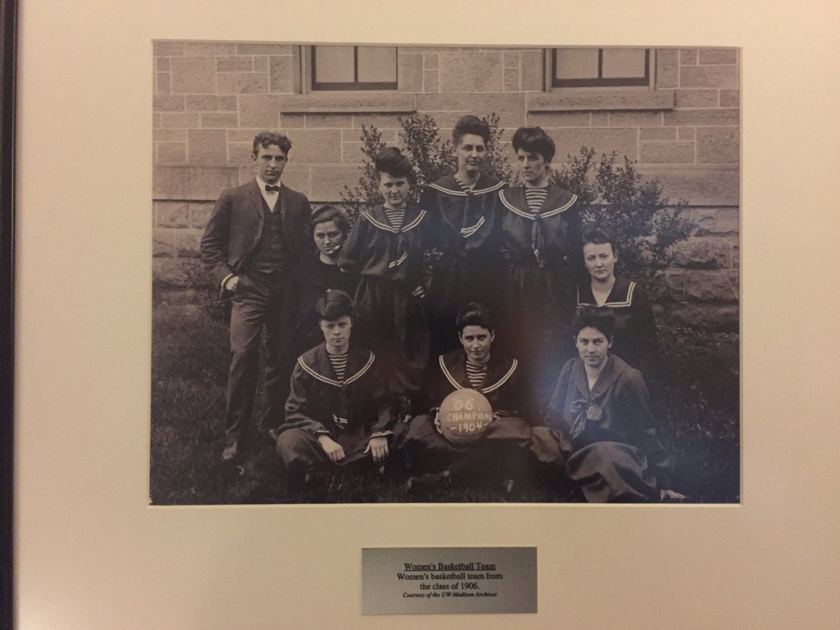 MayaWasselSmith's tweet photo. Very excited to be talking to #TeachingTextiles today about sailors knotting and making clothes. Also thankful to my hotel for leaving such s fitting welcoming present in my room - A photo of the 1906 womenโs basketball tam in their lovely nautical sportswear(?!). https://t.co/1uSaaqkKlc