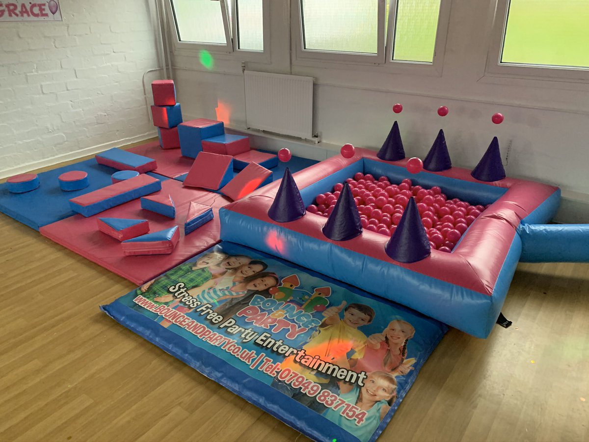 _Bounceandparty's tweet photo. Today we are at Langton Hall for a 1st birthday party. Providing our Soft Play setup &amp; ball pool and party host, music &amp; games 🎂💕 #softplay #birthday #party #glasgow #lanarkshire #bounceandparty https://t.co/MAEmiL6Vte