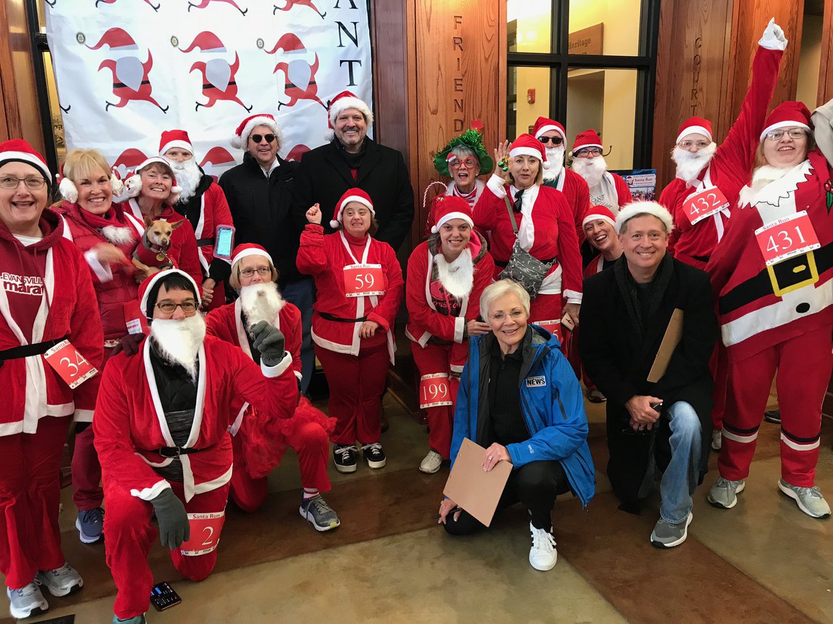 Winnecke2019's tweet photo. Always love the @evrotary Santa Run! Judged the Santa costumes before the race and now on to pick up trash at Clean Evansville. https://t.co/lGgJPG2Vhh
