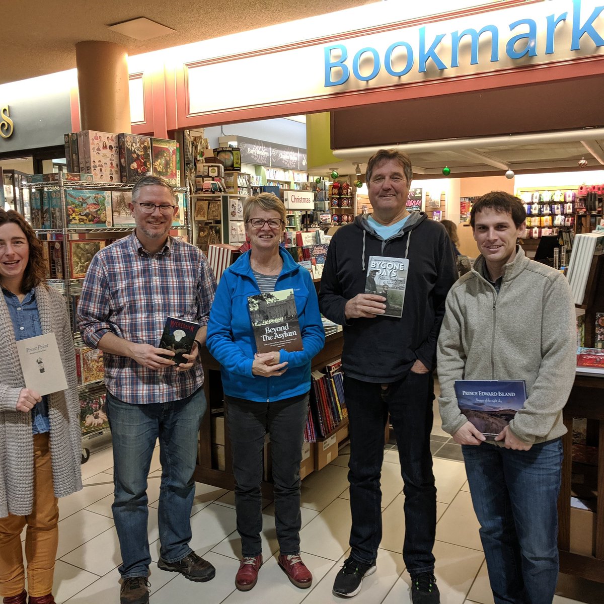 PEIBookmark's tweet photo. We are in the middle of Super Saturday! You've still got an hour to meet #BrenSimmers, #DaveAtkinson, #TinaPranger, #DutchThompson and #StephenDesRoches and have them sign their books for you. Talk about a unique Christmas present! Stop by before they're gone! πππππ https://t.co/QGJDPJcZFJ