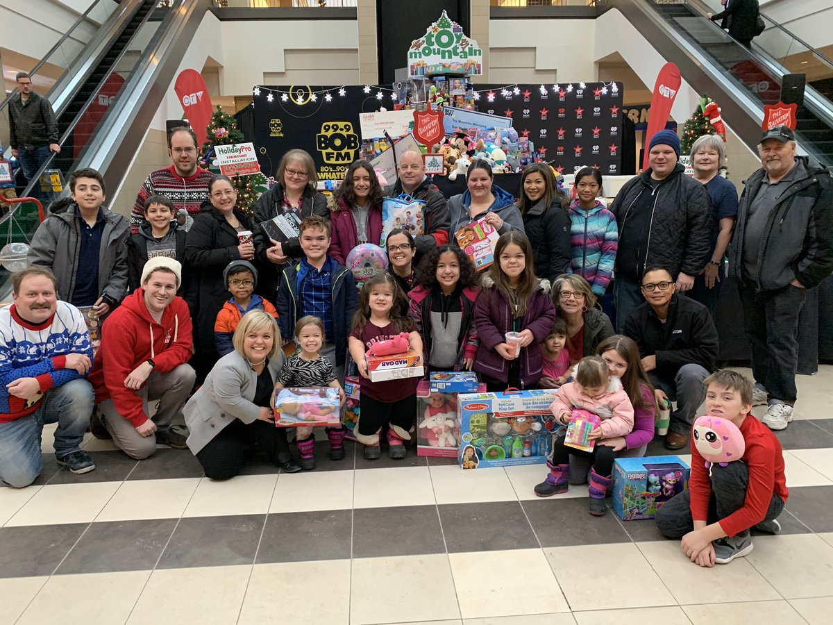RayburnTrubyk's tweet photo. We love Toy Mountain! @LittlePeopleMB @djblitzwpg @VirginRadioWPG https://t.co/uHDeFuhpuk