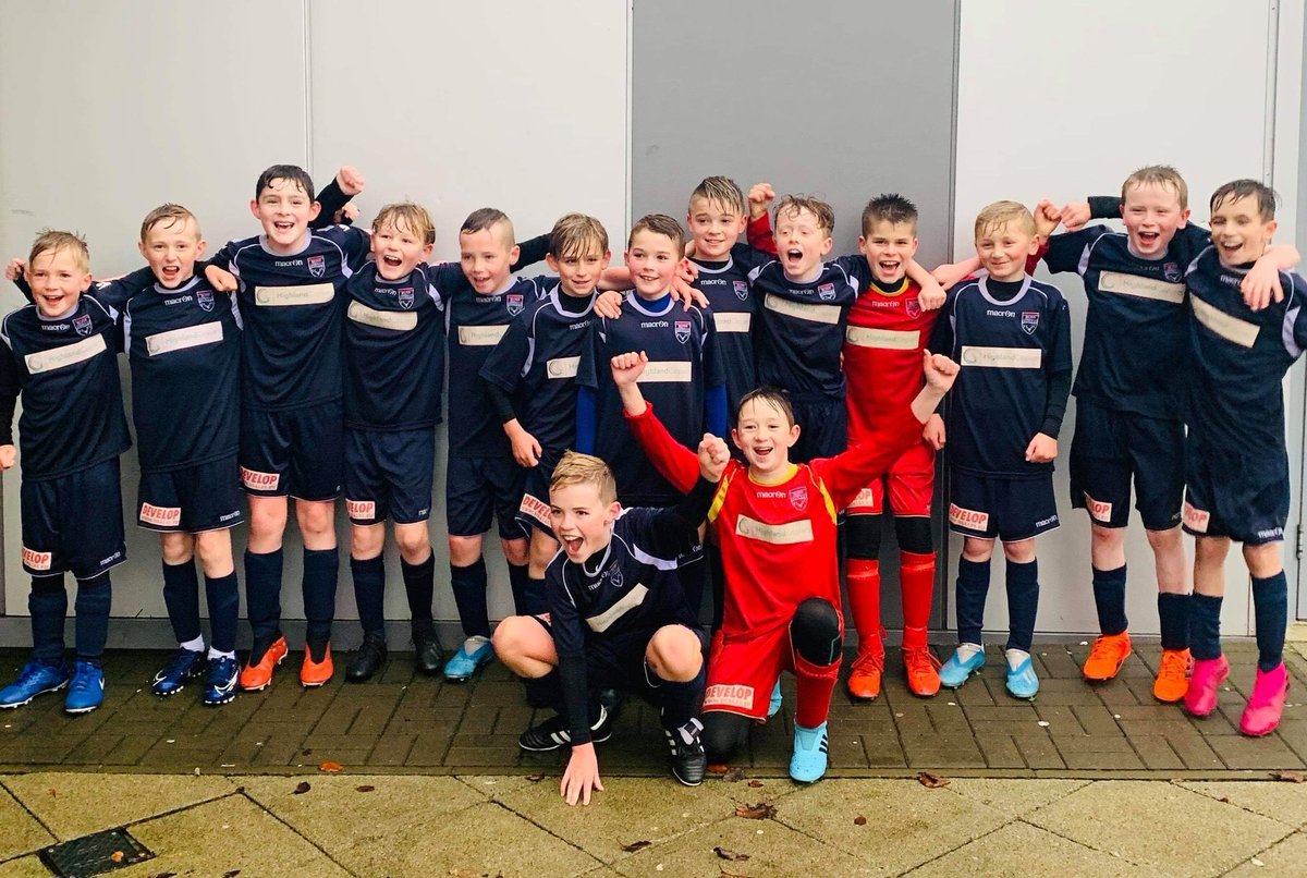 TRCF2015's tweet photo. CHILDRENS ACADEMY | U11s

Our U11s rounded off their season today with the long trip to play Ayr Utd. #soakedthrough #youngstaggies https://t.co/NV62Pka5CY