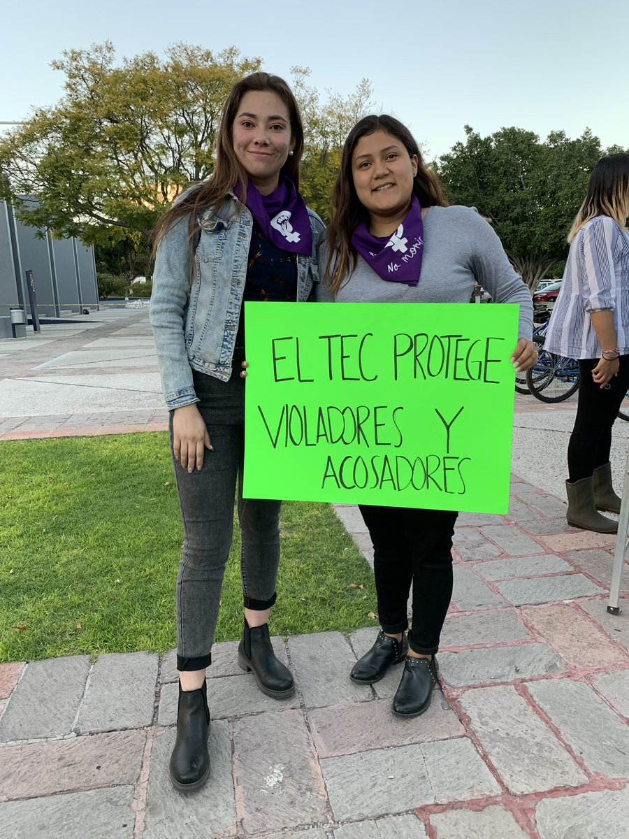 _Cris_Lara's tweet photo. El protocolo no me cuidan, me cuidan mis amigas. #Eneltectambiénpasa #TecQro https://t.co/A9LyEr8Rlx