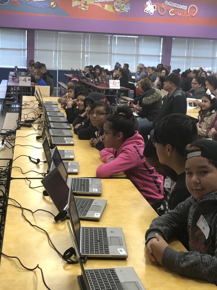 minegonzo's tweet photo. Thanks to officer Miller for your assistance Aldine’s finest!! Thanks counselor Moore for your support! Thanks again #compudot for the desktop computer! @WardLadon @drgoffney @CGomez2_AISD @GoodmanES_AISD @gforoi @AldineISD https://t.co/bG6b1JlA0y