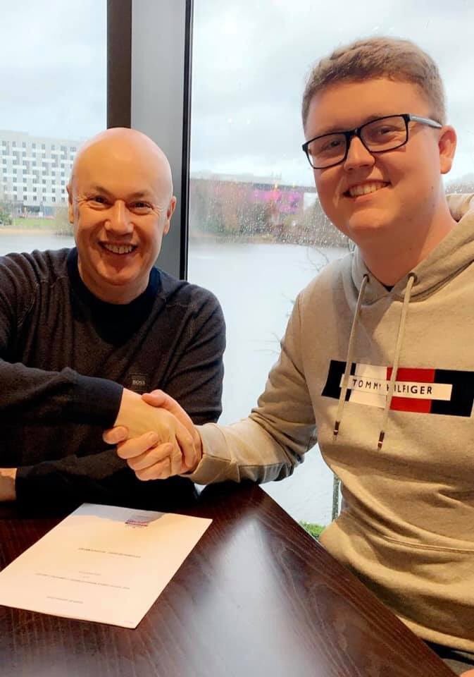 ELMe9iuXsAA-GPl?format=jpg