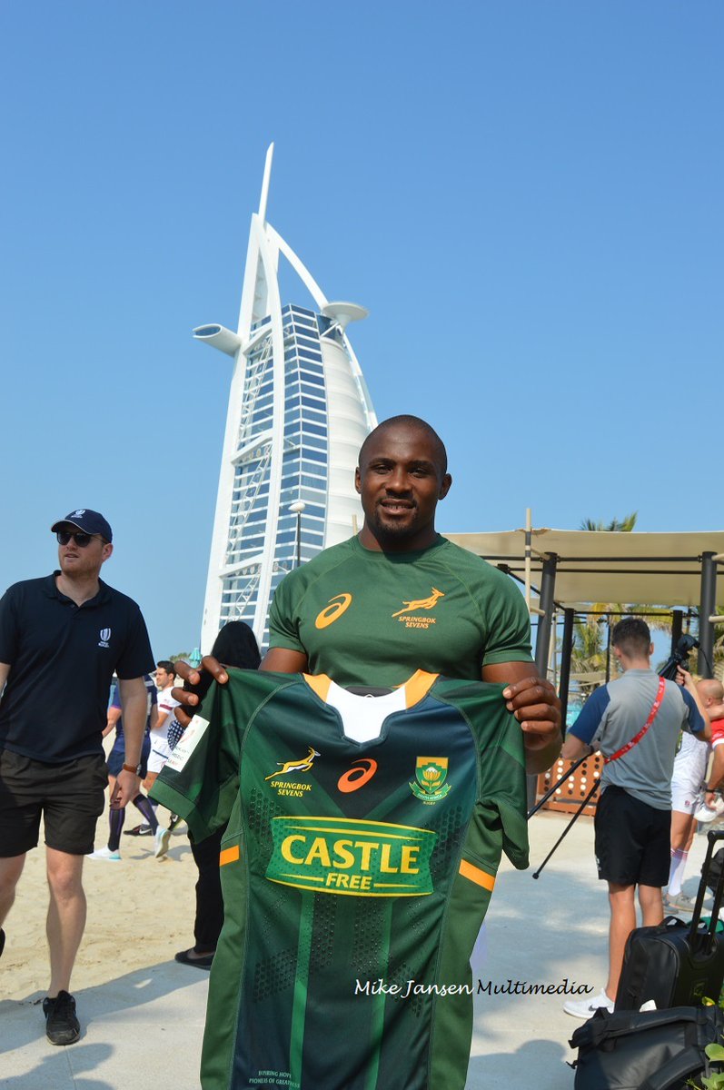 BlitzBokke's tweet photo. Happy Birthday #BlitzBokke skipper @SiviweSoyizwapi !
What a gift!
@Dubai7s #FierceAt50 https://t.co/z1kVW3qdVO
