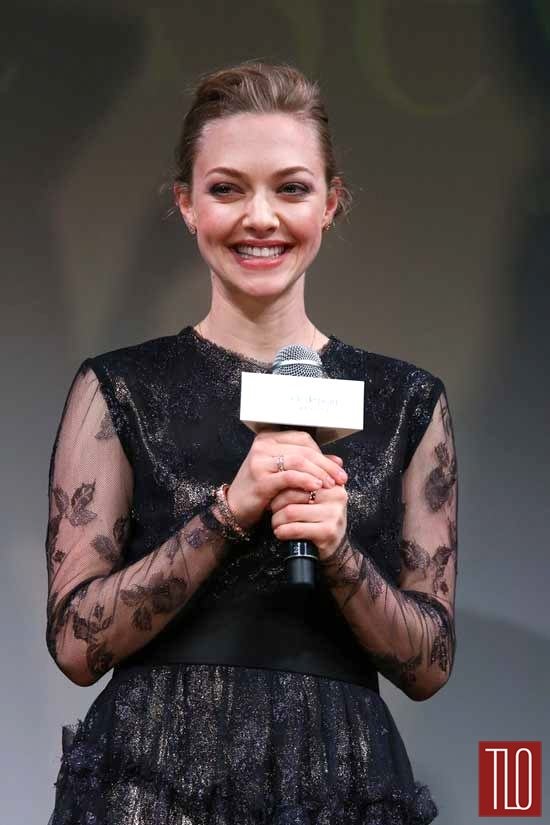  ; terlalu sayang sama si Amanda. Bodo amat dah dia udah 34 tahun juga.

Happy late birthday Amanda Seyfried 