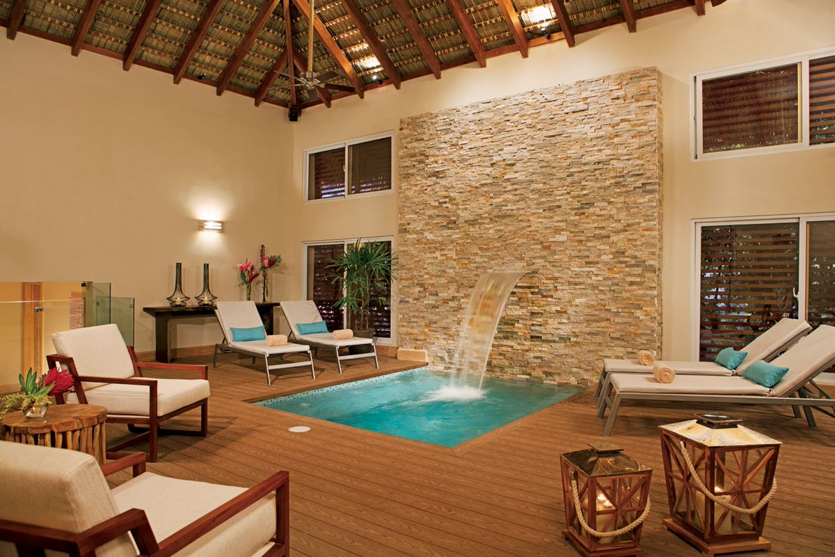 SunscapePuertoP's tweet photo. ¡Nuestro jacuzzy en #SunscapeSpa by Pevonia es el lugar perfecto para aliviar tus tensiones! 😊 Contáctanos a info.supop@sunscaperesorts.com https://t.co/hsrLbn1niW https://t.co/yKP28qIgCl
