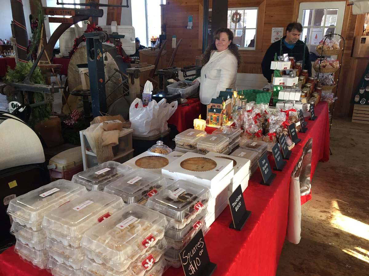 ManFarmersMKT's tweet photo. Good morning fellow market fans! Come visit the @WatsonsMill Christmas craft show today and say hi to some of your favourite farmers market vendors!  Patti’s Pantry, @liftflavours , and @Batch613 are on site with some tasty goodies for your Christmas entertaining https://t.co/iEwqVsNynA