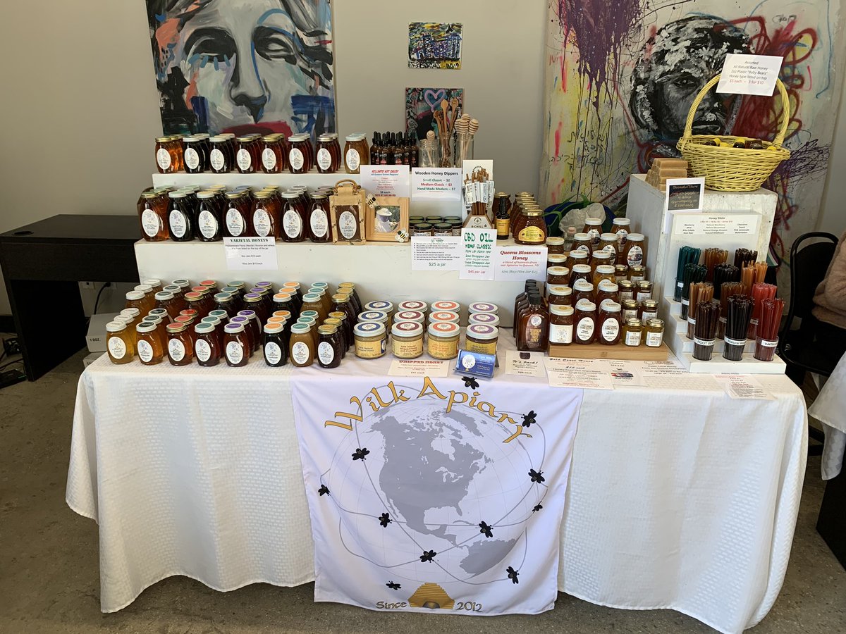 Selling honey for the Holidays today in Bushwick! #localhoney #nychoney #beekeeper #nycbeekeeper