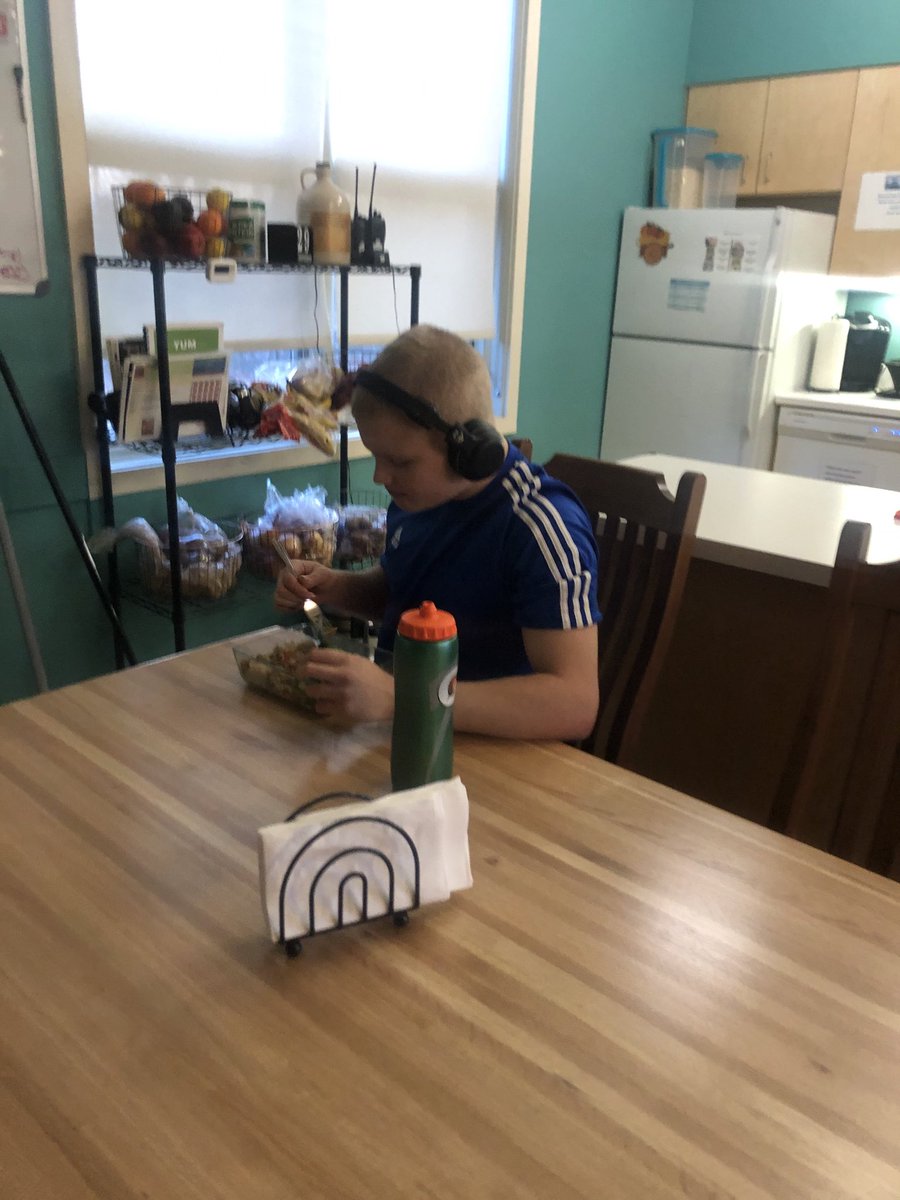 katiewr31413491's tweet photo. No morsel goes to waste on Christian’s plate! #CenterForDiscovery https://t.co/jOzqX8U9Br