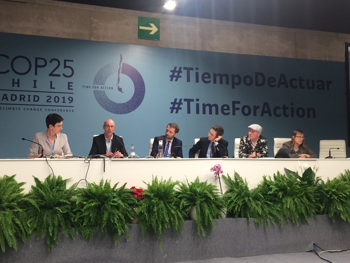 CeresNews's tweet photo. "One thing I notice here at #COP25 is that there is a disconnect. There are so many here who are concerned about climate change, but the financial regulators who are so important to climate action are not here."  - Mike Knight, @CarbonBubble https://t.co/3CDCOaXCIE