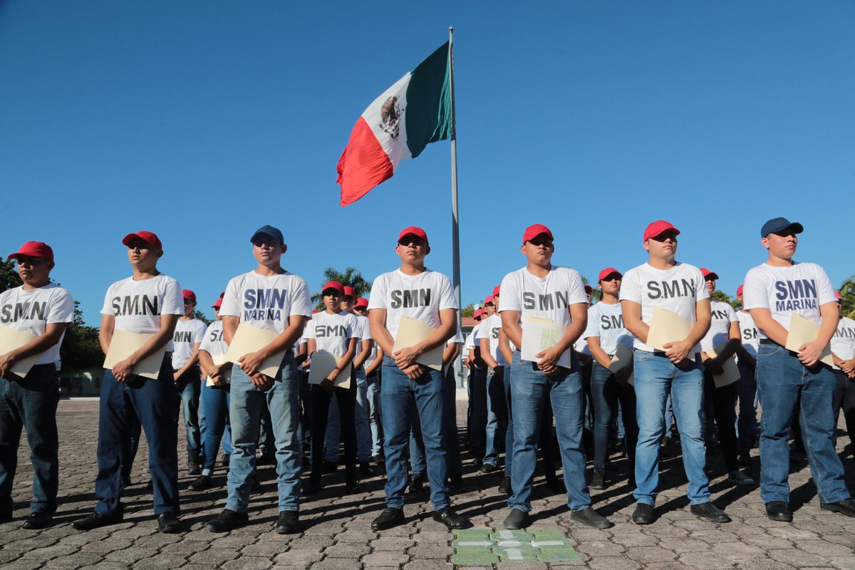 Felicidades a los jóvenes cancunenses que hoy concluyen el #ServicioMilitar Nacional.
 
Con ello cumplen con una responsabilidad cívica y amor por la patria. 🇲🇽