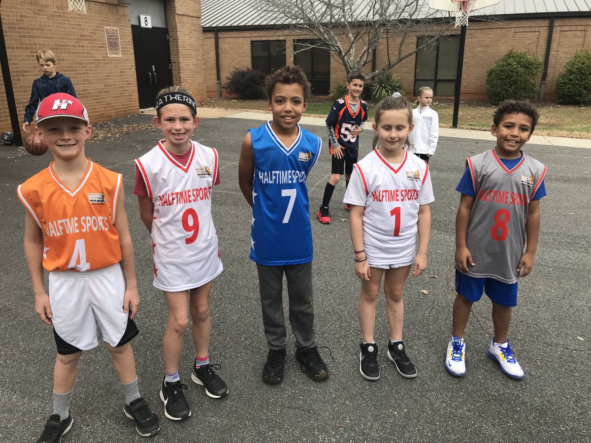 Halftime_Sportz's tweet photo. Milton Youth hoops ballers https://t.co/jqfAxqsbVR