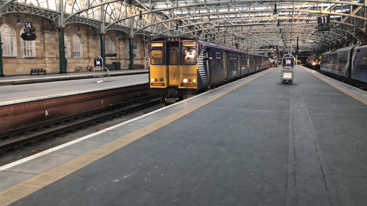 harrisonclas458's tweet image. Even though I only got to ride on #class314 210 @ScotRail your class 314 pep emus will be missed by many. There sounds and unique doors they old workhorses will be missed when there gone #pepemu