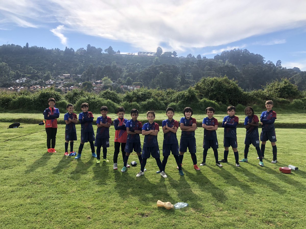 JdiezFc's tweet photo. Hoy en nuestro encuentro con Dragón Forcé terminamos 6-2 y pasamos a la final de Maracaná Sub 10. Mañana será con Atlético Nacional la final. Gracias a los Padres que creyeron en nosotros y a todos los que de una u otra forma nos apoyaron. #diezcomopersona10comojugador https://t.co/KIdThz5bq9
