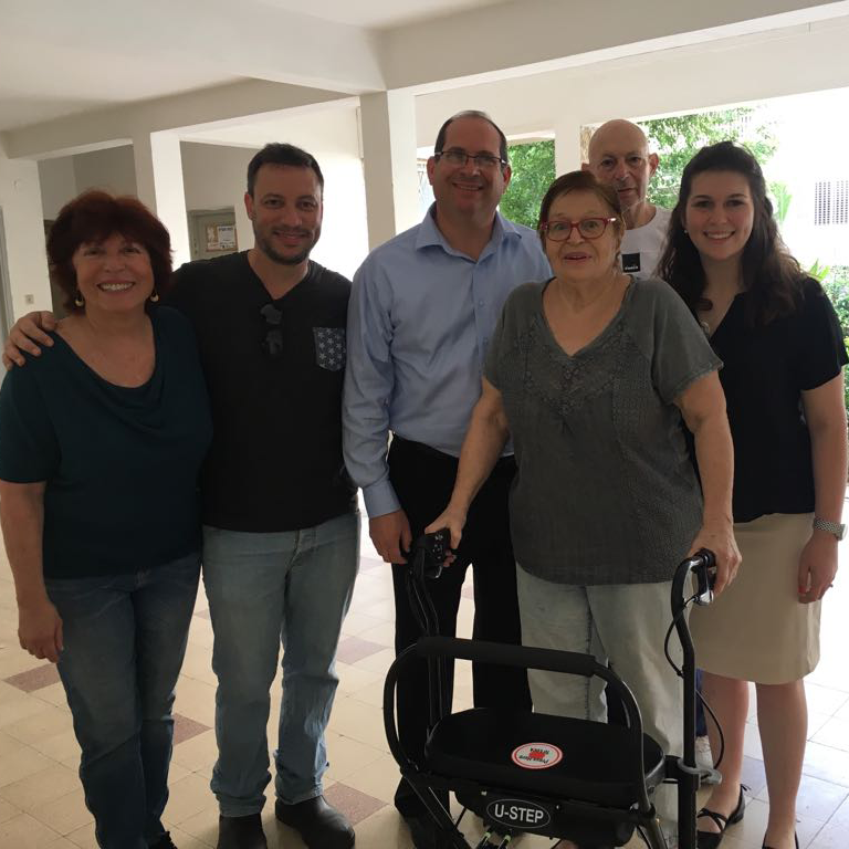 UstepWalker's tweet photo. The simple act of walking is something that we often take for granted. Here is a story about a meaningful experience we had as a company that reminded us just how important our work is for the Parkinson's community. 
https://t.co/Em9OEk6VdP https://t.co/GvWsLujYT9