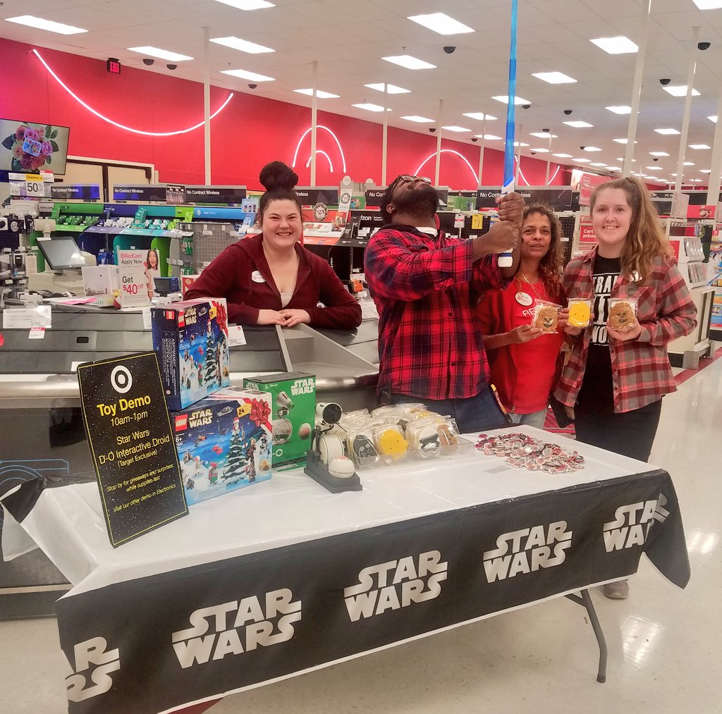 Having fun with the Star Wars Demo Event Today <a href="/T2010/">t2010</a> Target! May The Force Be With You! @TiffMisk <a href="/fav_barista/">Kay 🌶</a> <a href="/DrewGuenther/">Drew Guenther</a> <a href="/JBVOmahaNorth/">JBV</a> <a href="/DakeetaH/">Dakeeta Big Hair</a> <a href="/maureenreikofsk/">Maureen Grogan-Reikofski</a>