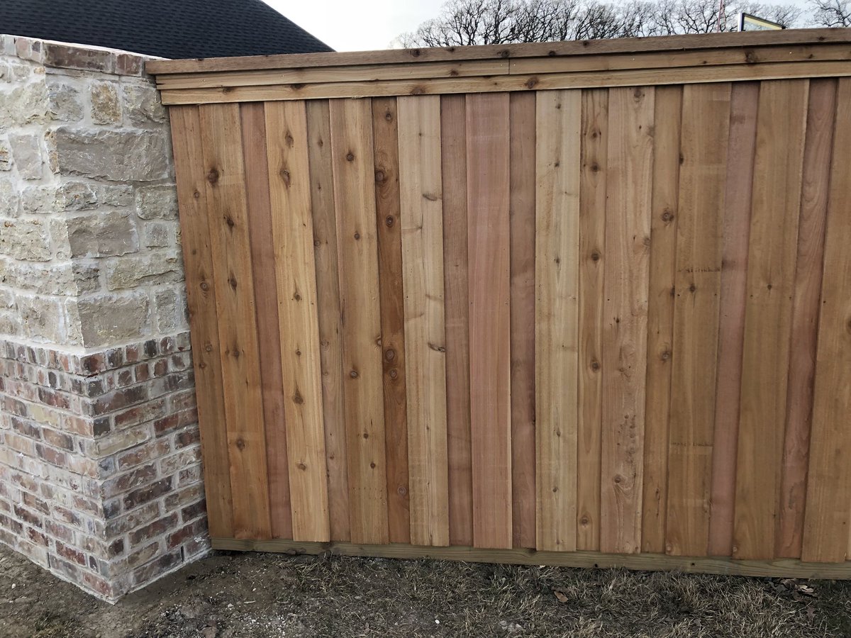 kaufmanfencepro's tweet photo. Cedar privacy fence and other fencing done right by the top rated #fence company in #Kaufman Co.
972-332-4606 https://t.co/lbhifJppFu