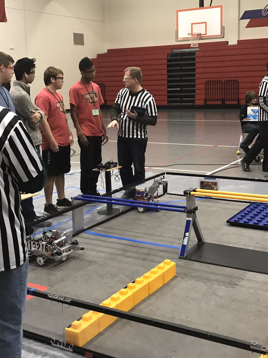 PantherRobotic2's tweet image. Go time...