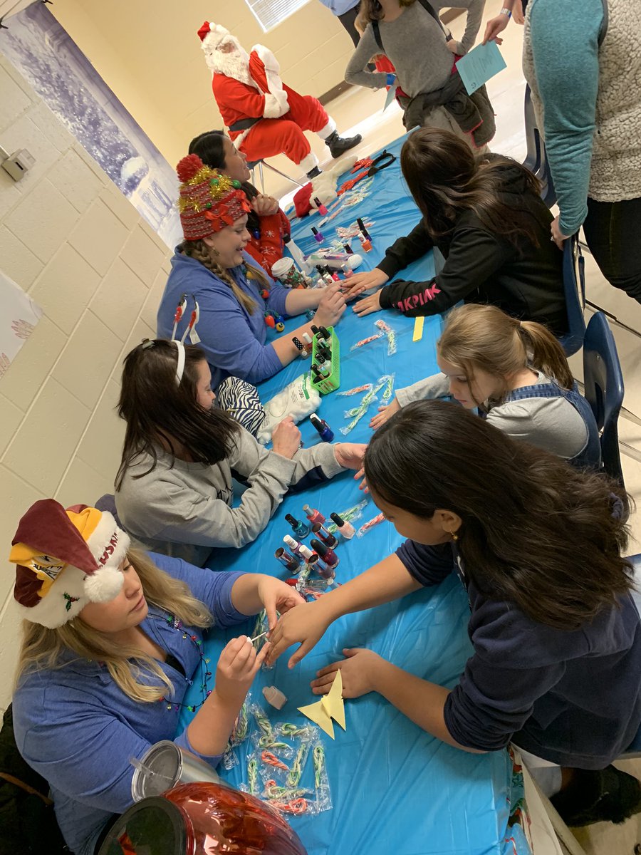 MsHutchinson (@mshutchinson7) on Twitter photo Fourth Grade Teachers <a href="/BrookfieldES/">Brookfield School</a> - nail painting station at our Winter Carnival! Come join the fun! 11am-2pm Fourth Grade Teachers <a href="/BrookfieldES/">Brookfield School</a> - nail painting station at our Winter Carnival! Come join the fun! 11am-2pm