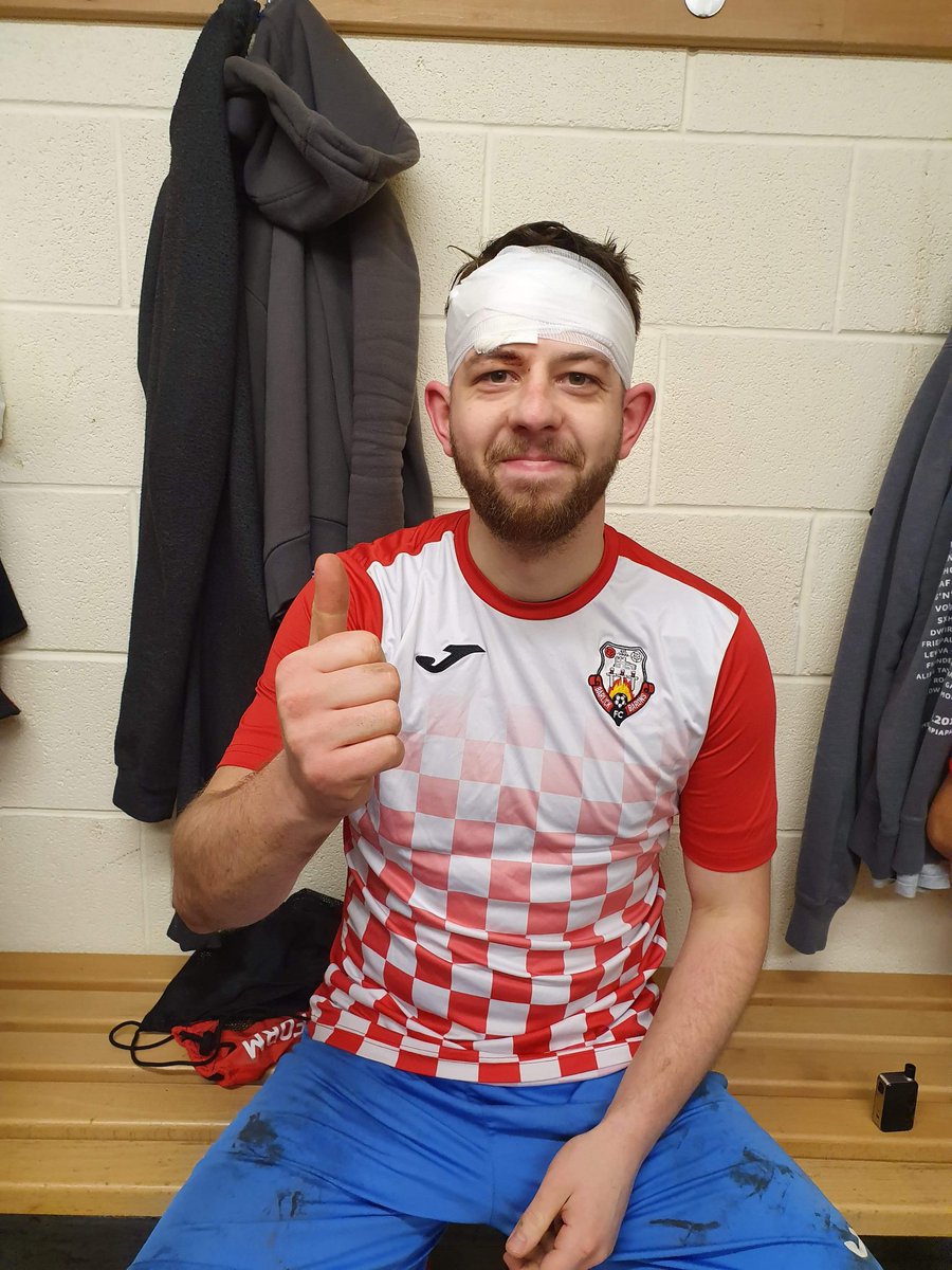 BaronsCraven's tweet photo. Barons 3-0 iPlay
A goal each for @scothy3 and @GazTurner27
With a special shout to @Jake_Wiggins who registered a 1st half shutout in goal and bagged his 2nd goal of the season.
Andy Bibby also pulled off his best Terry Butcher impression following a stud to the head. #utbdb https://t.co/SdOeODWepS
