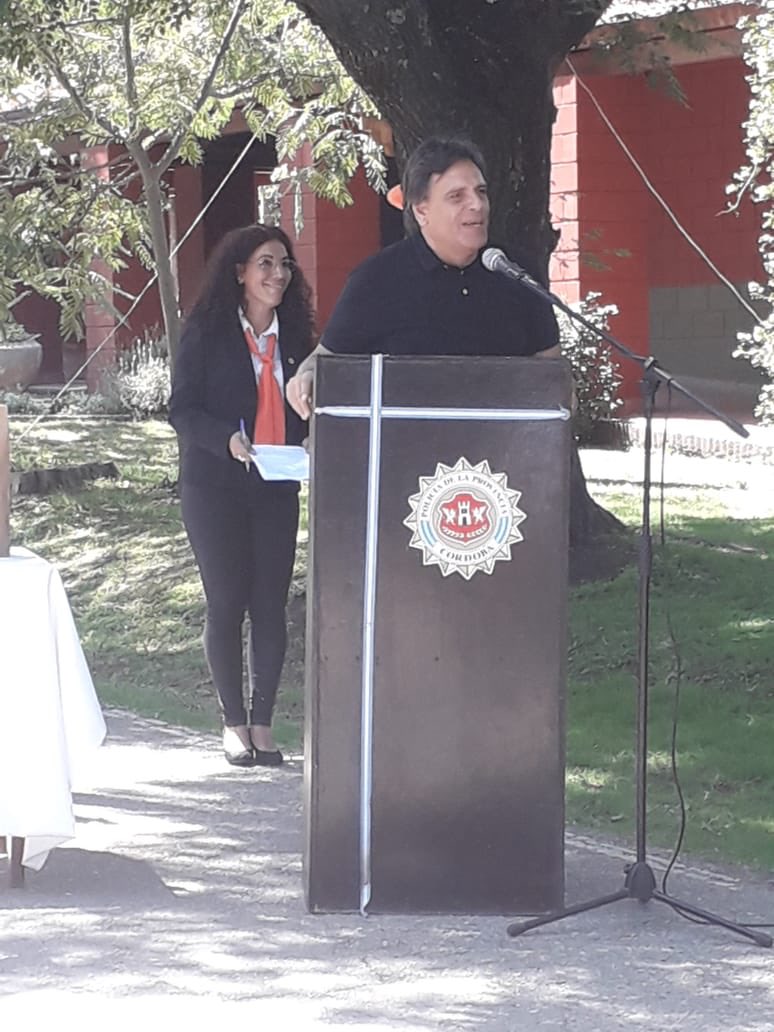 alfonmosquera's tweet photo. #Ahora #VillaCiudadParque, junto al Intendente #HectorPolcan, #AutoridadesPoliciales y el Legislador @CarlosAlesandri, dejamos inaugurada la puesta en valor de la #Subcomisaria local de la @PoliciaCbaOf. @carlosmassei @MinGobCba https://t.co/hOgr70OAMp