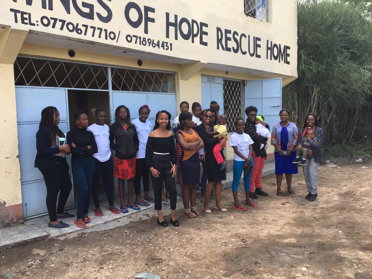 _vmutheu_'s tweet image. THIS IS WINGS OF HOPE RESCUE HOME..
A rescue home for victims of rape as young as 13yrs old who fell pregnant as a result of the abuse
It's run by Mr Irwin and his wife and I need your help to raise awareness about their great work and to find them financial support
Rt Widely✨