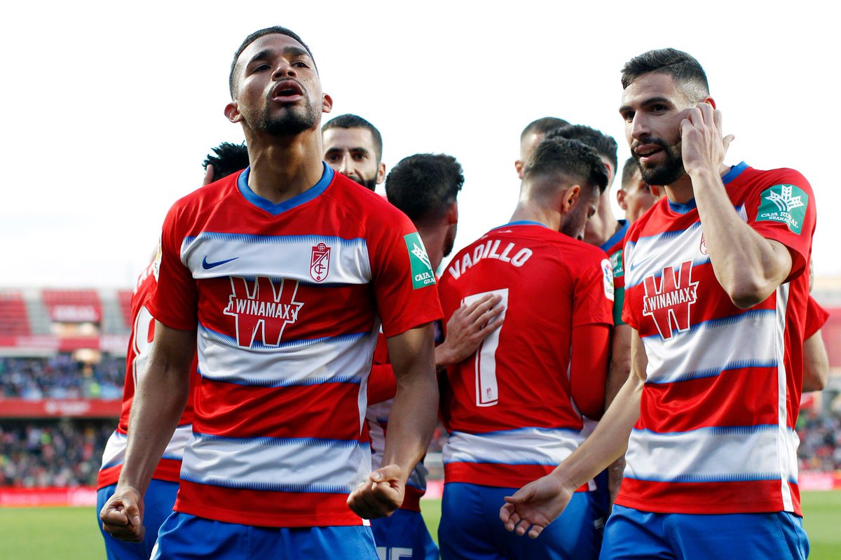 GranadaCF's tweet photo. ⏱️89' |3⃣-0⃣| @YangelHerrera8

#GranadaAlavés #EternaLucha #LaLigaSantander https://t.co/i2CnPYOzDr