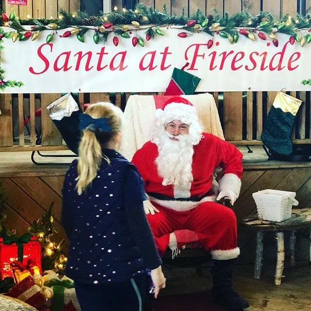 Santa is here for brunch til 3 today! 10am-3pm tomorrow too!
.
.
.
#chicagofoodscene #bestfoodchicago #andersonvillechicago #chicagogram #timeoutchicago #diningoutchicago #fabfoodchicago #chicagofoodauthority #yelpchicago #chicagogrammers #chicagodining … ift.tt/2PlwYdX