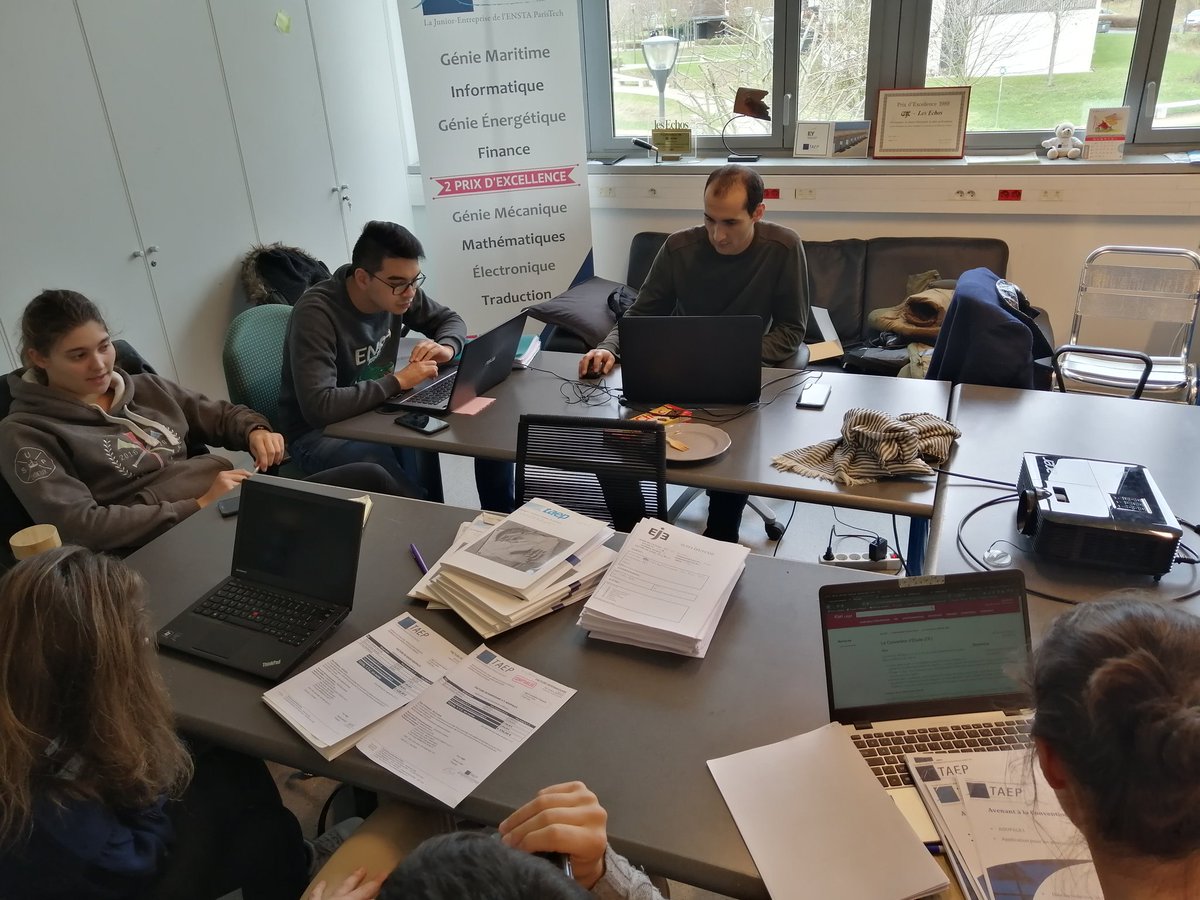 taep_je's tweet photo. Pour préparer notre audit @cnje nous avons fait aujourd'hui une audit croisée avec @EJE_ENSAE dans nos locaux à l'@ENSTAParis.

Bilan : 7h30 d'audit des processus en suivi d'étude, qualité et stratégie et pilotage 👌

#weareje https://t.co/F08HsN5VgH