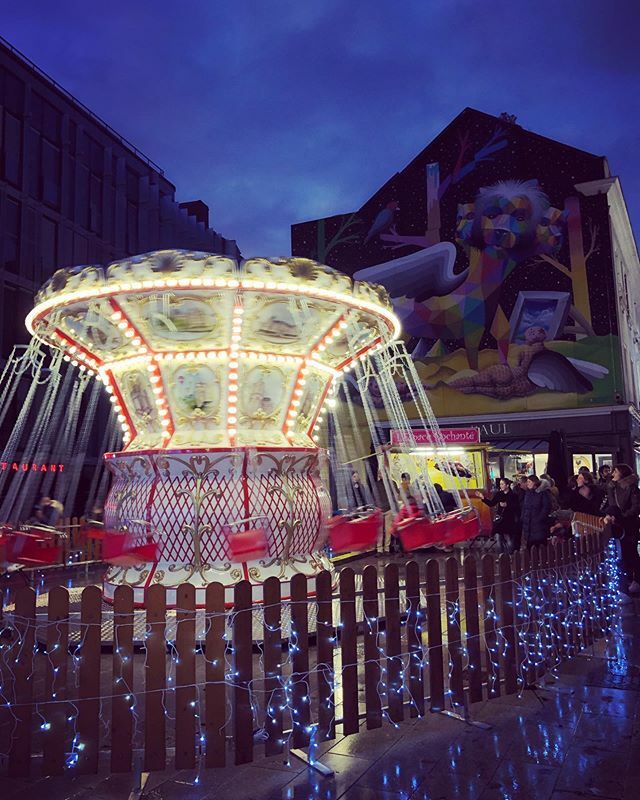 LOKKILUCK's tweet photo. De la joie sur la ville ✨
#angers #paysdelaloire #objectifangers #soleilsdhiver #igersangers https://t.co/HGJZkGoyDT https://t.co/e7rDy6gf4A