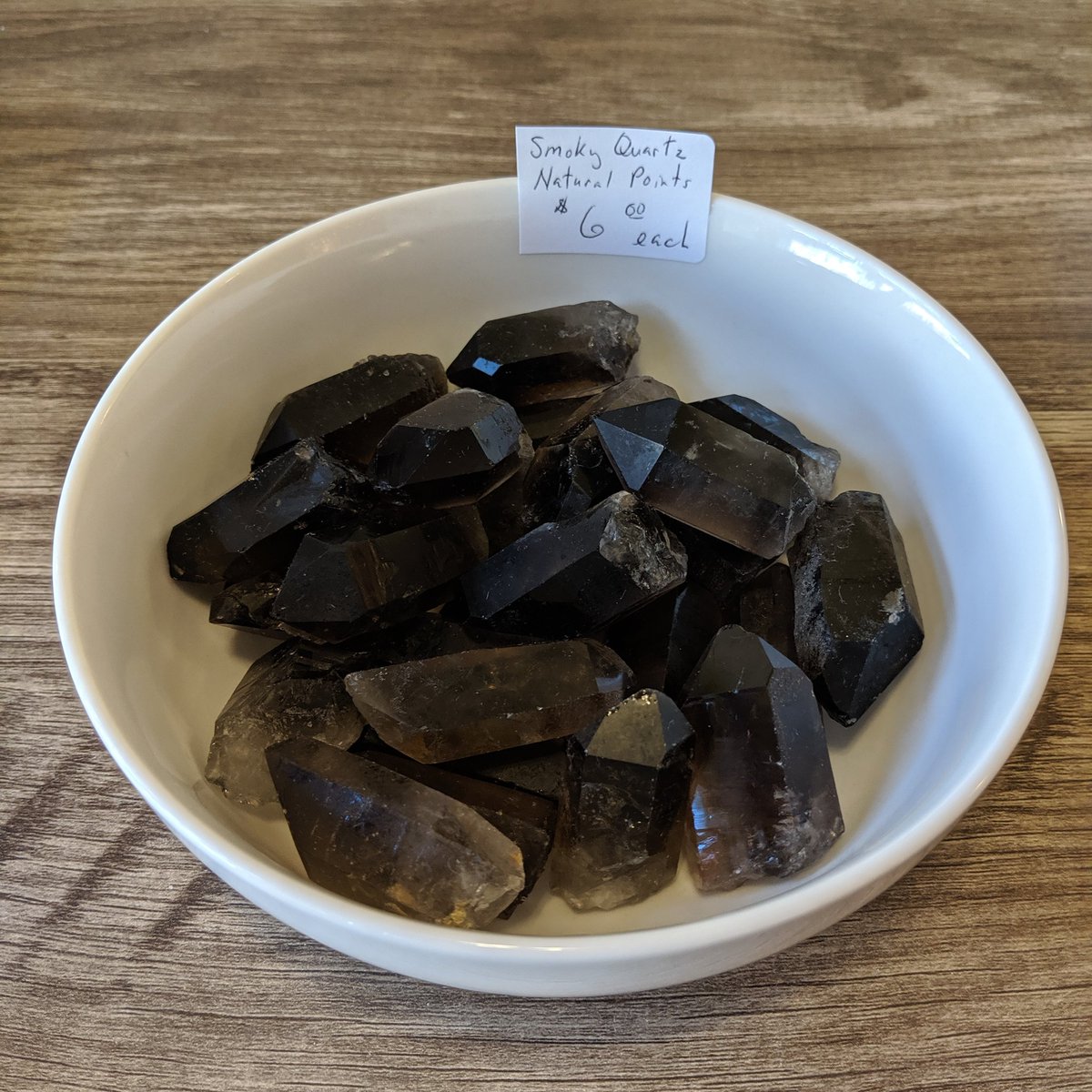 CrystalsSharon's tweet photo. #SmokyQuartzPoints
#Over150RoughandPolishedStones
#ComegetyourCrystalfixtoday https://t.co/j5CQHVNvE7