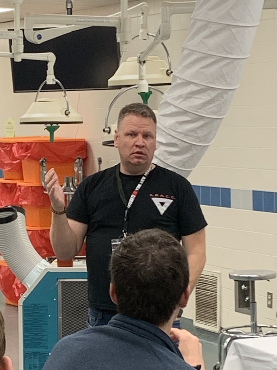 airwayGladiator's tweet photo. CadLab Dallas SecondDAY @jducanto @TBayEDguy @RussBrown3 @CMGrffn @mededgene @CarmyClaudia @ketaminh @_timothy_drake @ATACCGroup @Obidoc @kovacsgj @AirwayMxAcademy VideoLaryngo Resus Thoracotomy SALAD REBOA #INTUBATIEM #MedInspired https://t.co/PlETausvti