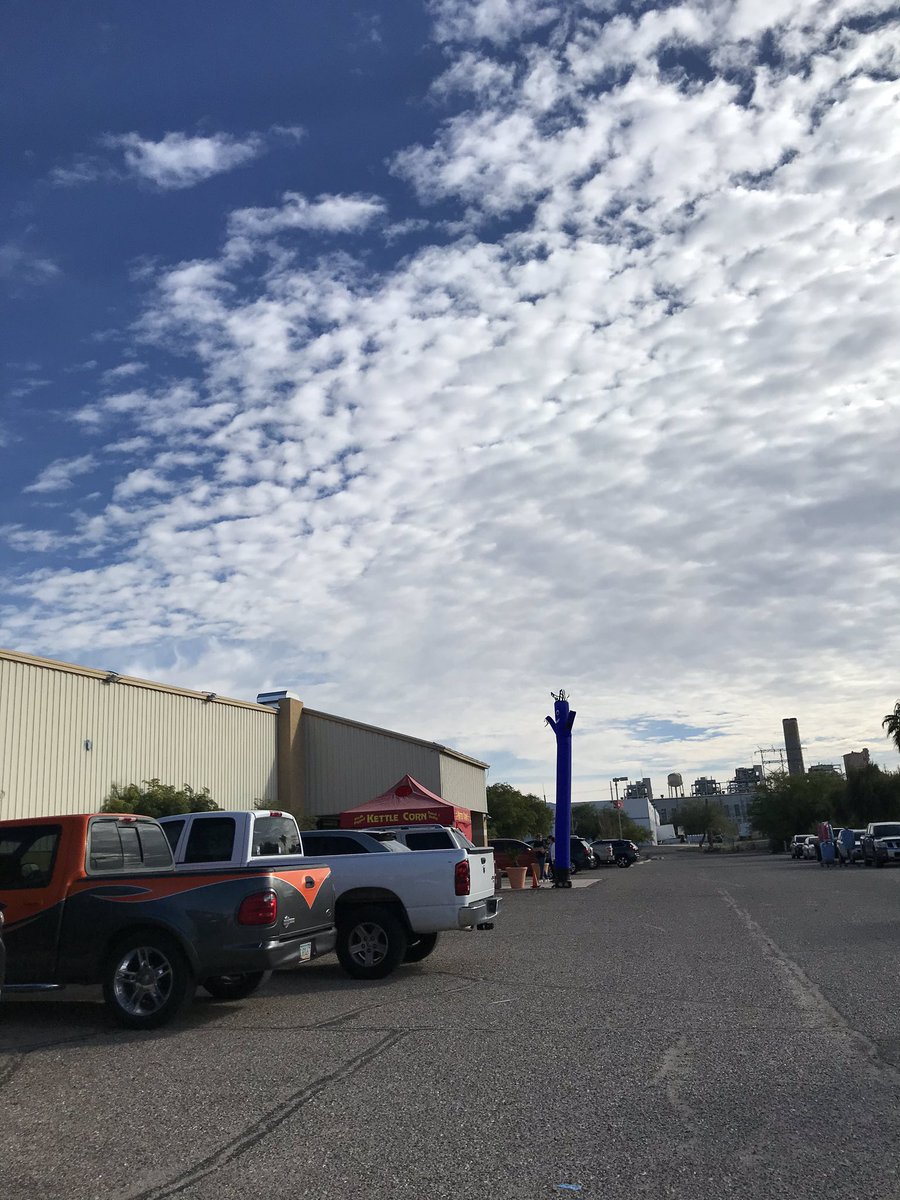 HDIS_CHRIS's tweet image. Thank you to store @414 @486 #HSPS Team and our services providers for supporting #Services today in #SoAZ come see #HomeDepot today at the @TucsonExpo #LeaveYourOldWindowsBehind #Just149 #CabinetMakeover #Ryobi #HVAC #kidsworkshop @THDNick