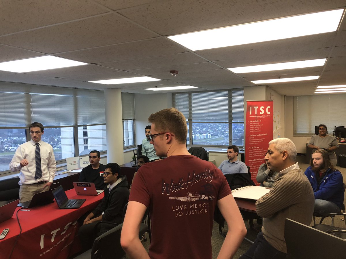 uc_hazem's tweet photo. Yesterday, some @UC_SOIT first year undergraduate and graduate students completed the IT Solutions Center fall internship program with presenting their project. #ITSC #ExperiencePlus #NextLivesHere #uc200 https://t.co/owHPD6Q9S7
