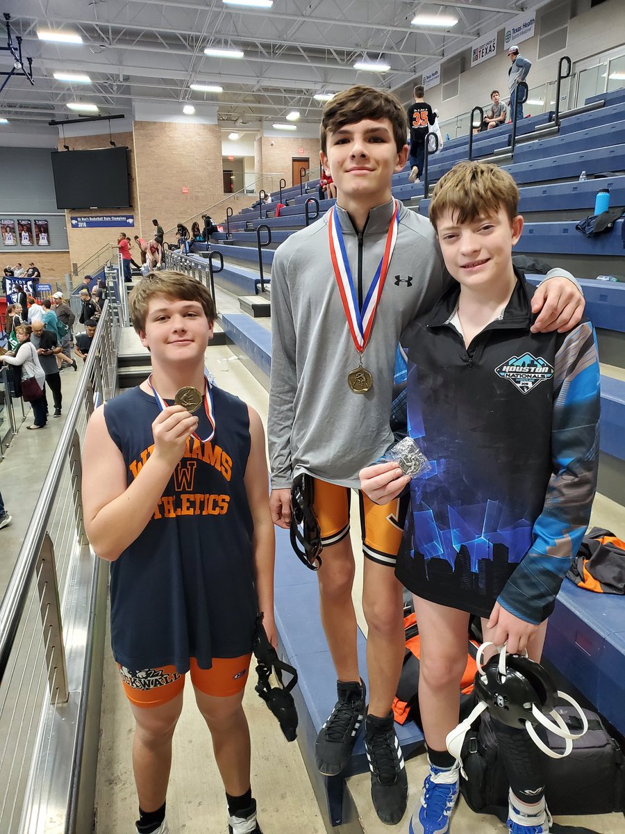 CoachLew_88's tweet photo. So proud of all our @RISDAthletics MS wrestlers. Did an amazing job! https://t.co/VIZV8WknTA