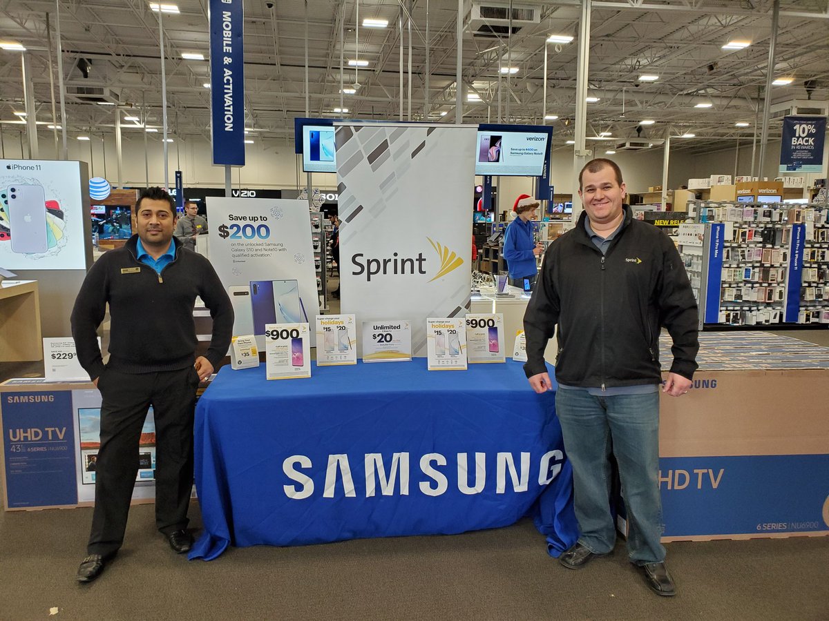 Stop by Rochester Best Buy for the best deals and save some serious money this holiday season. <a href="/SamsungMobile/">Samsung Mobile</a> #GalaxyS10 is free with a new line on @sprint right now. <a href="/PrezKLRB/">Tony Bauer</a> <a href="/kimwhite4/">kim white</a> <a href="/mmcmahon09/">Michael McMahon</a> <a href="/CjDrikakis/">CJ Drikakis</a> <a href="/jimmills22/">Jim Mills</a>
