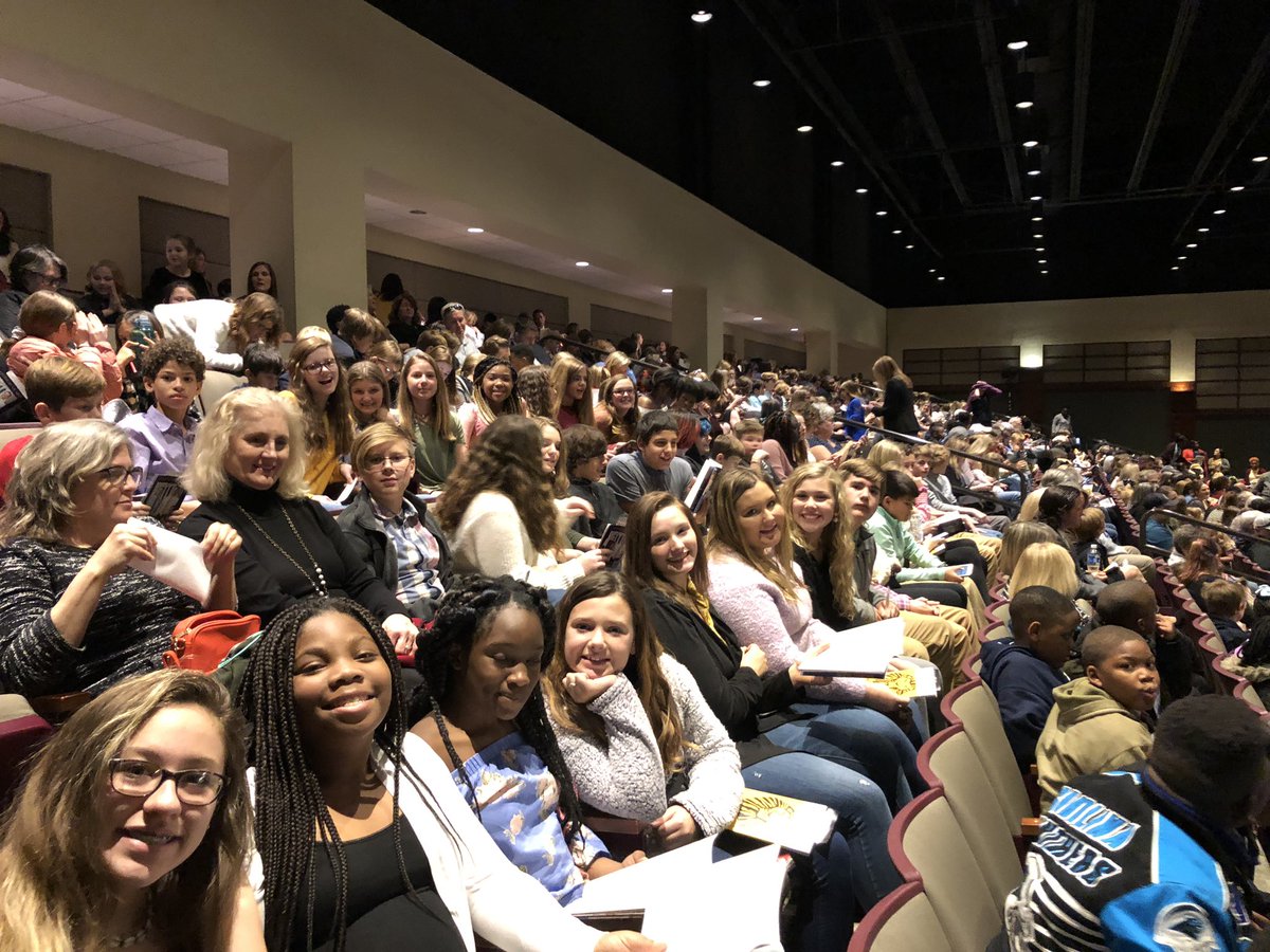 MsmauldinC's tweet photo. Thursday took a great group of #GSFM musical theatre students to see the Lion King. Amazing show! #GSFTrojanStrong https://t.co/XYzxcnFy5q
