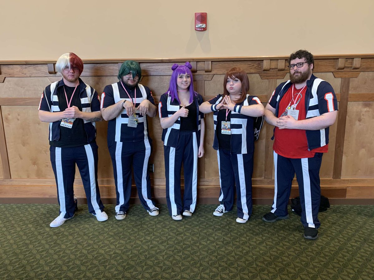 DanThaMan578's tweet photo. So yamacon is lit https://t.co/KVIWF0NVzo