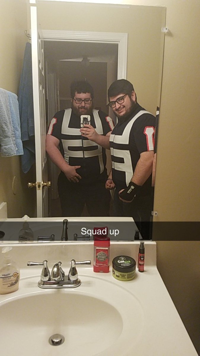 DanThaMan578's tweet photo. So yamacon is lit https://t.co/KVIWF0NVzo