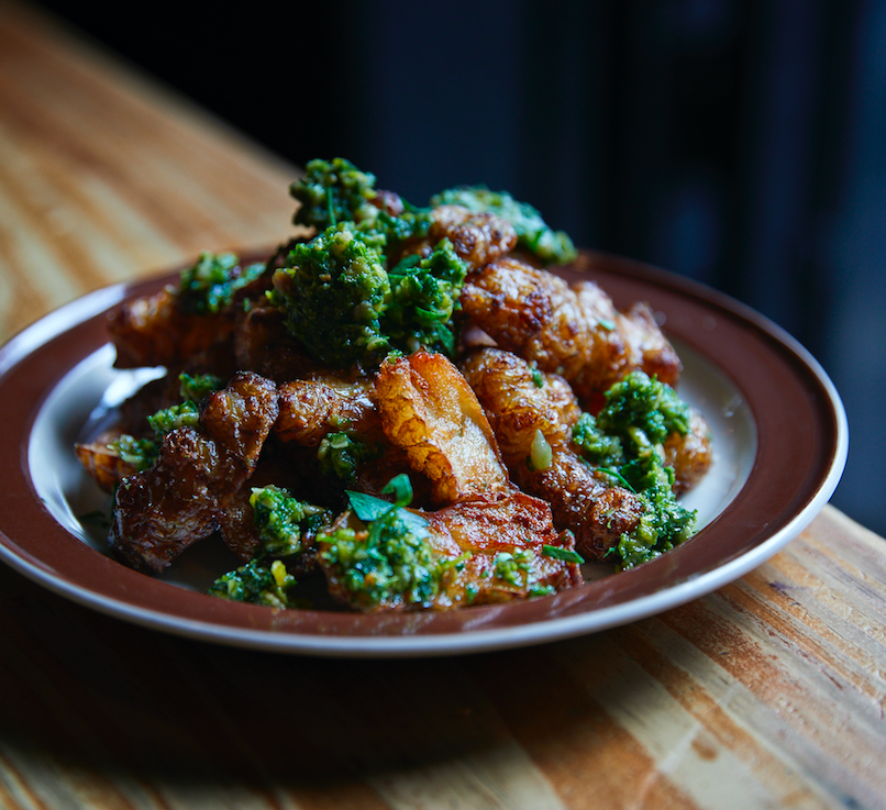 Crispy Sunchokes with Sunflower Seed Pesto - the perfect pre (or post!) Madonna snack 💃
--
#themetphilly #madonna #madonnaphilly #prohibitiontaproom #sunchockes #phillyfoodie #eaterphilly