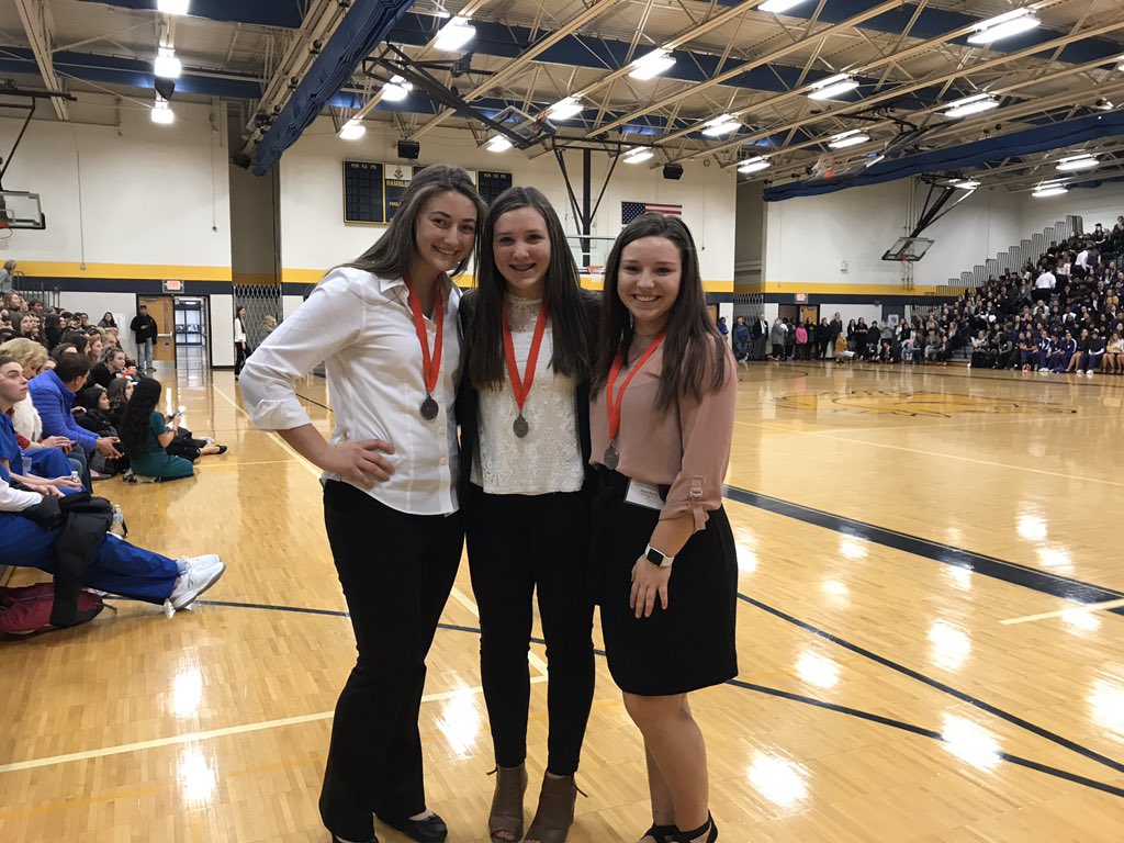 RomeoEMT's tweet photo. Romeo Rocked HOSA again!! @RomeoHighSchool @RomeoHHP @HosaRomeo https://t.co/QdhI2WESCo