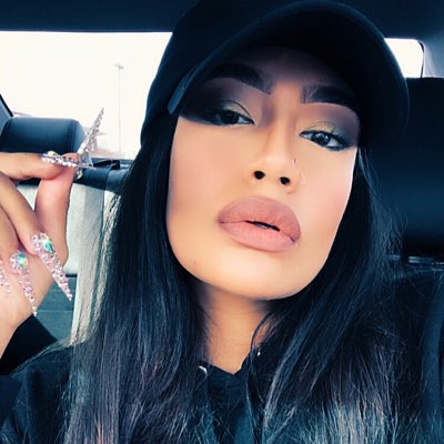 dejanicolelee's tweet photo. 🌹 https://t.co/0bNuiH3Czf