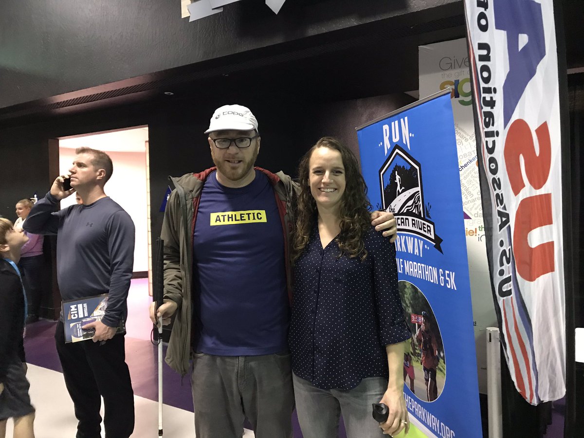 kyleRrobidoux's tweet image. So excited to meet @tinamuir &amp;amp; thrilled she is a #sightedguide @runSRA_CIM @USABA #runcim #usaba262