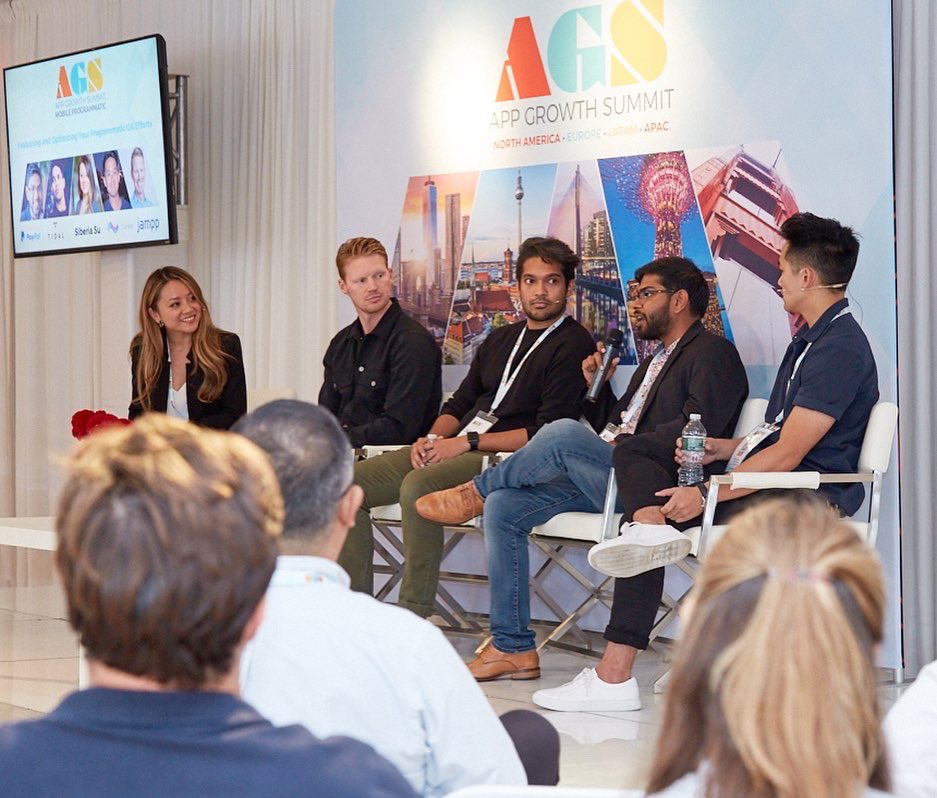 siberiasu's tweet image. Belated pics from my panel in October with @AppGrowthSummit. #moderater