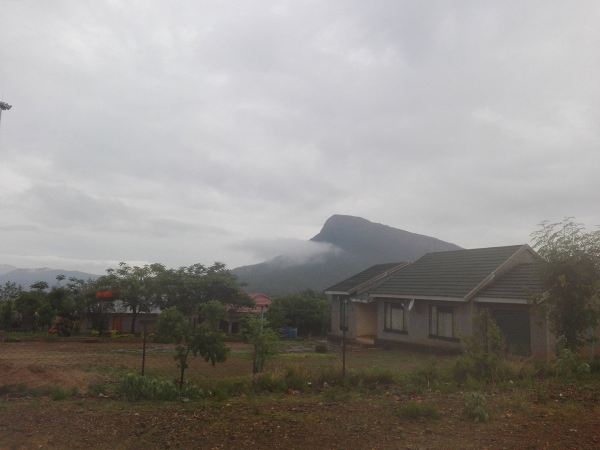 BennyMabale's tweet photo. I am at #Mafefe Srkhukhune, this mountainous area is actually a few kilos away from #Tzaneen and the #Olifants, beautiful views and rock formations outta this world https://t.co/IRev0iW5pO