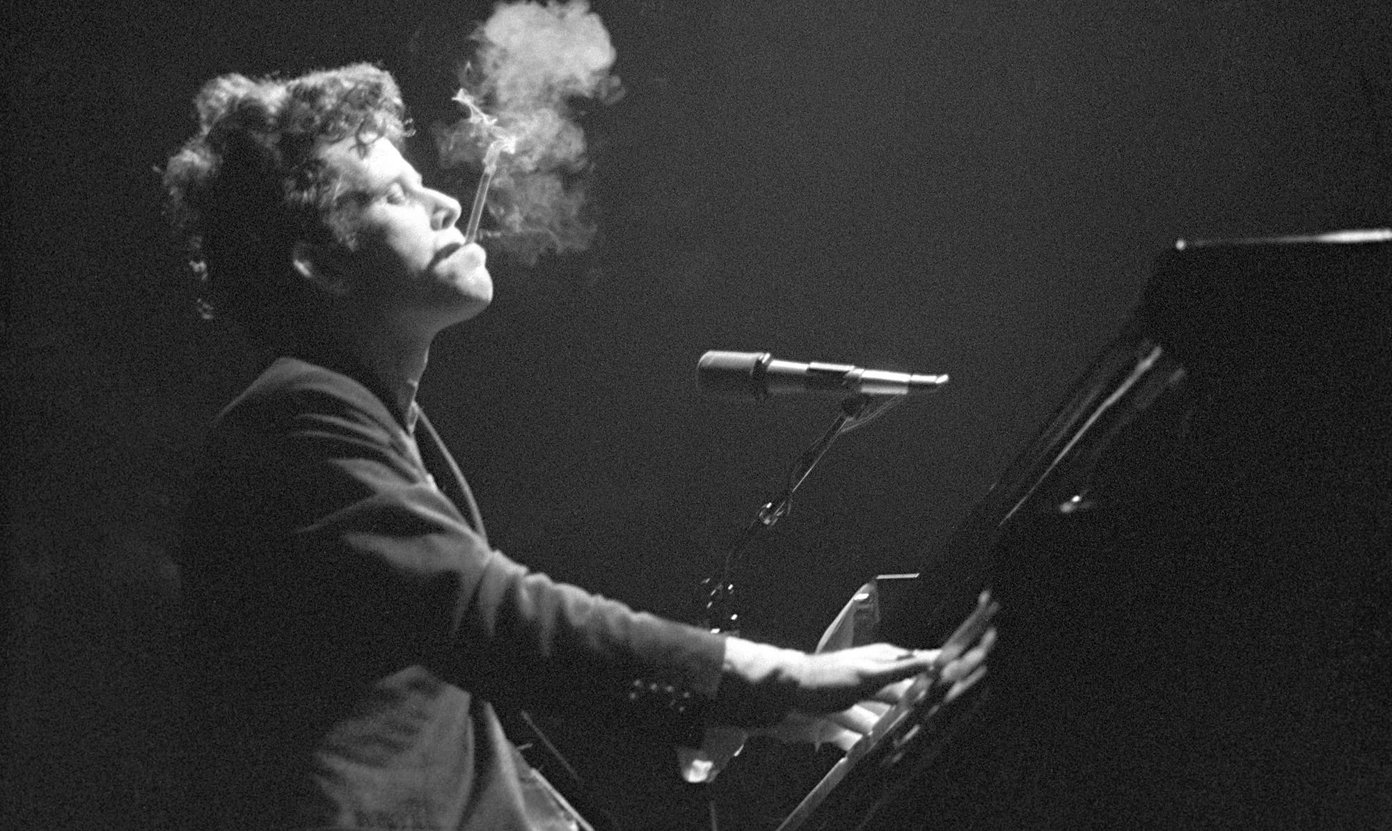  I like beautiful melodies telling me terrible things   Happy 70th birthday, Tom Waits 
